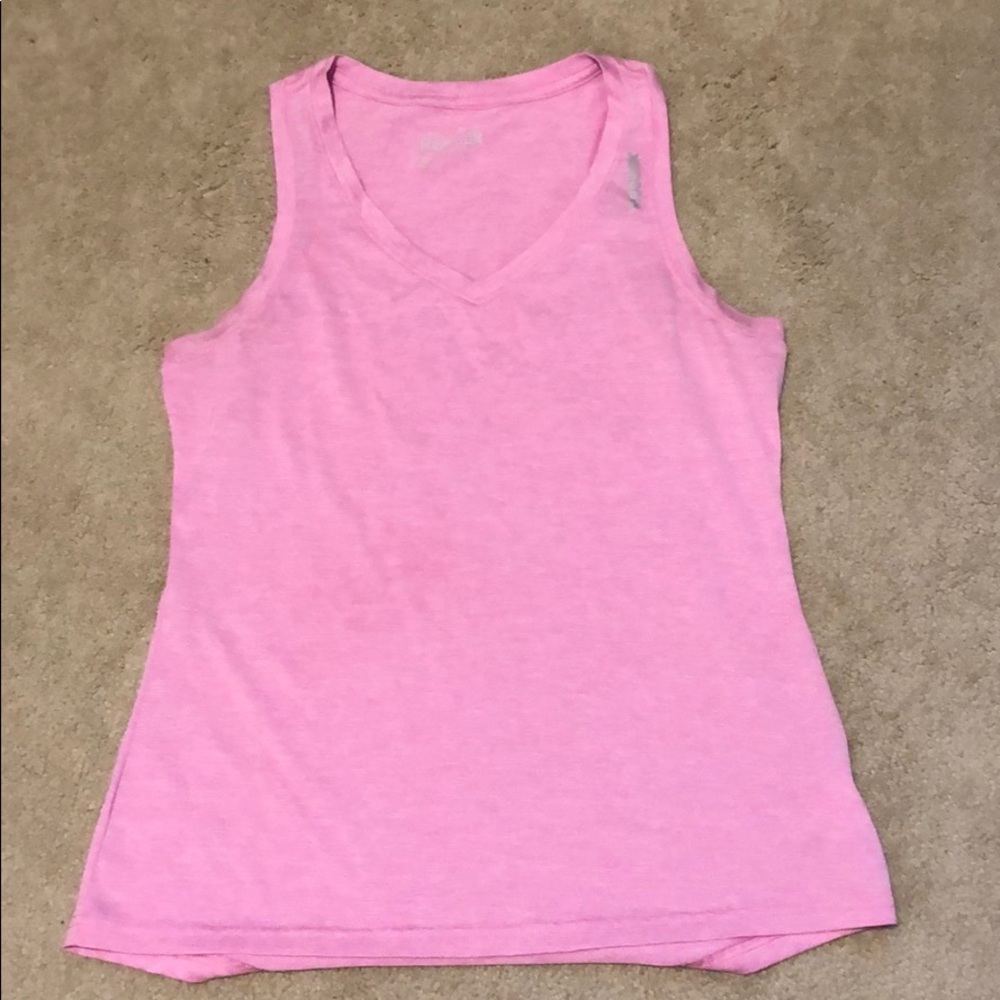 Athletic shirt